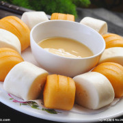 6. Mini Fried Bun With Sweet Condense Milk (V) (6 Pcs)