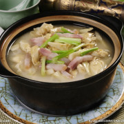 60.Shanghai Salty Pork Slice &amp;Bamboo Shoots Soup